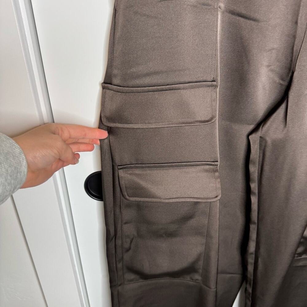 The Noli Shop Milan Satin Dark Brown Cargo Wide Leg Pants Size 12 - Picture 3 of 6